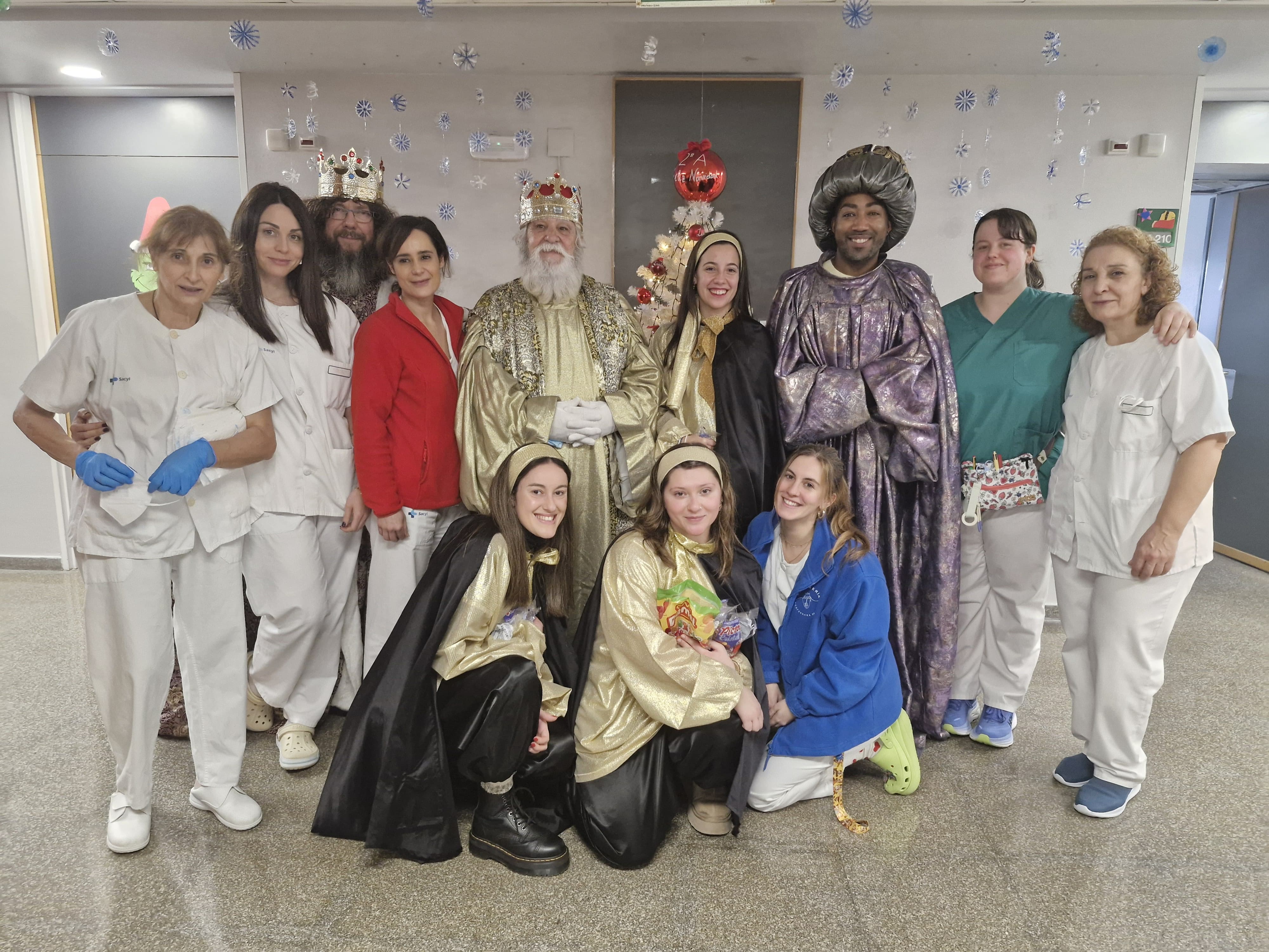 Visita Reyes Magos 2025 (15)