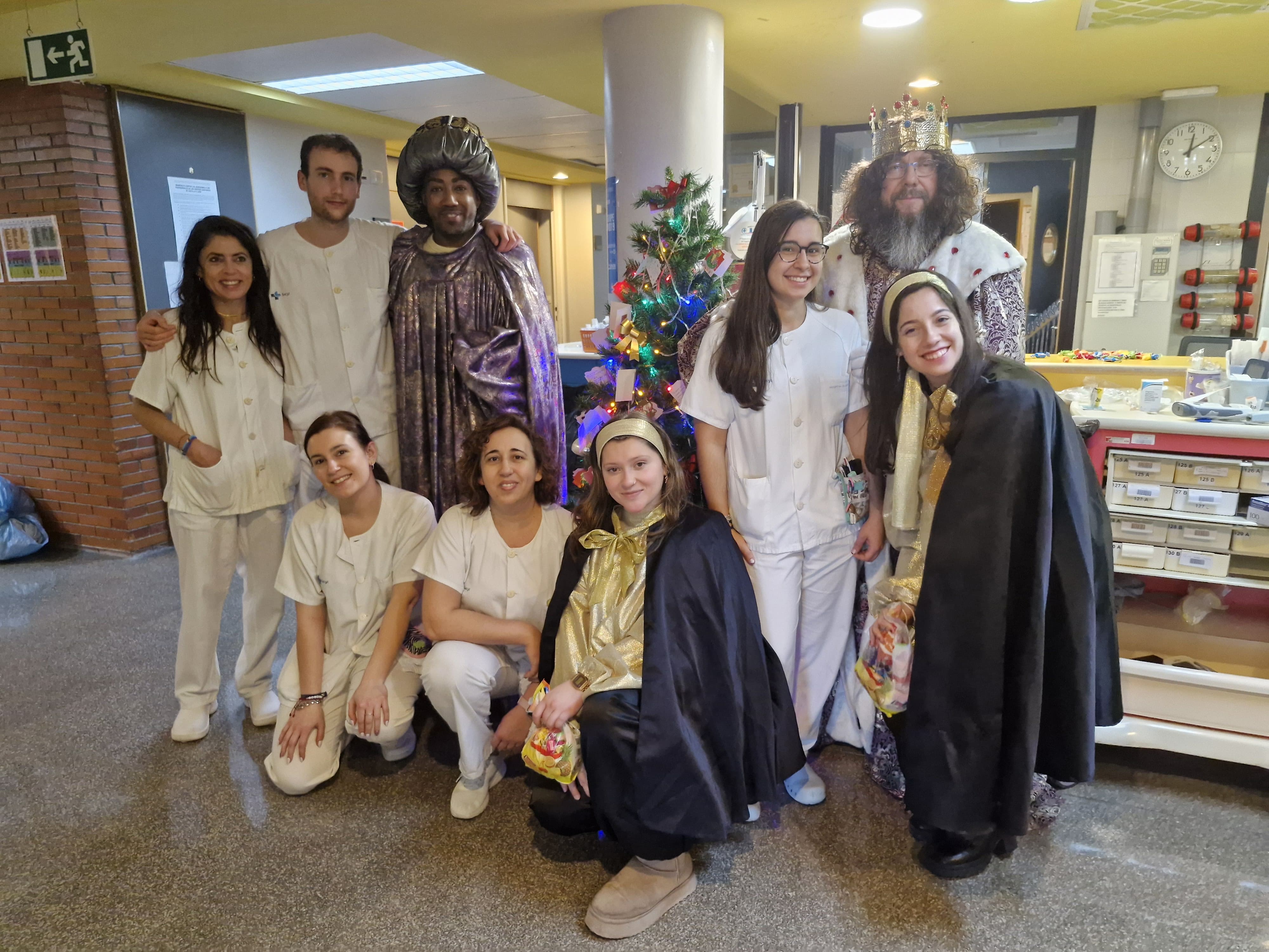 Visita Reyes Magos 2025 (18)